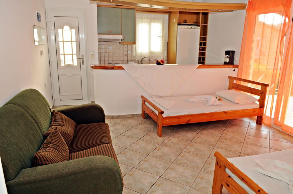 Posidonio Hotel Klima (Samos) Quarto foto
